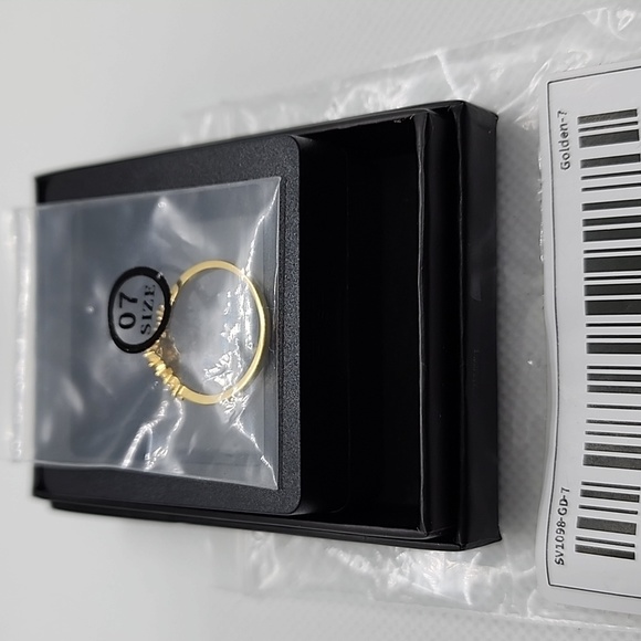 18K Yellow Gold Plated 925 Sterling Silver Ring - Picture 12 of 12